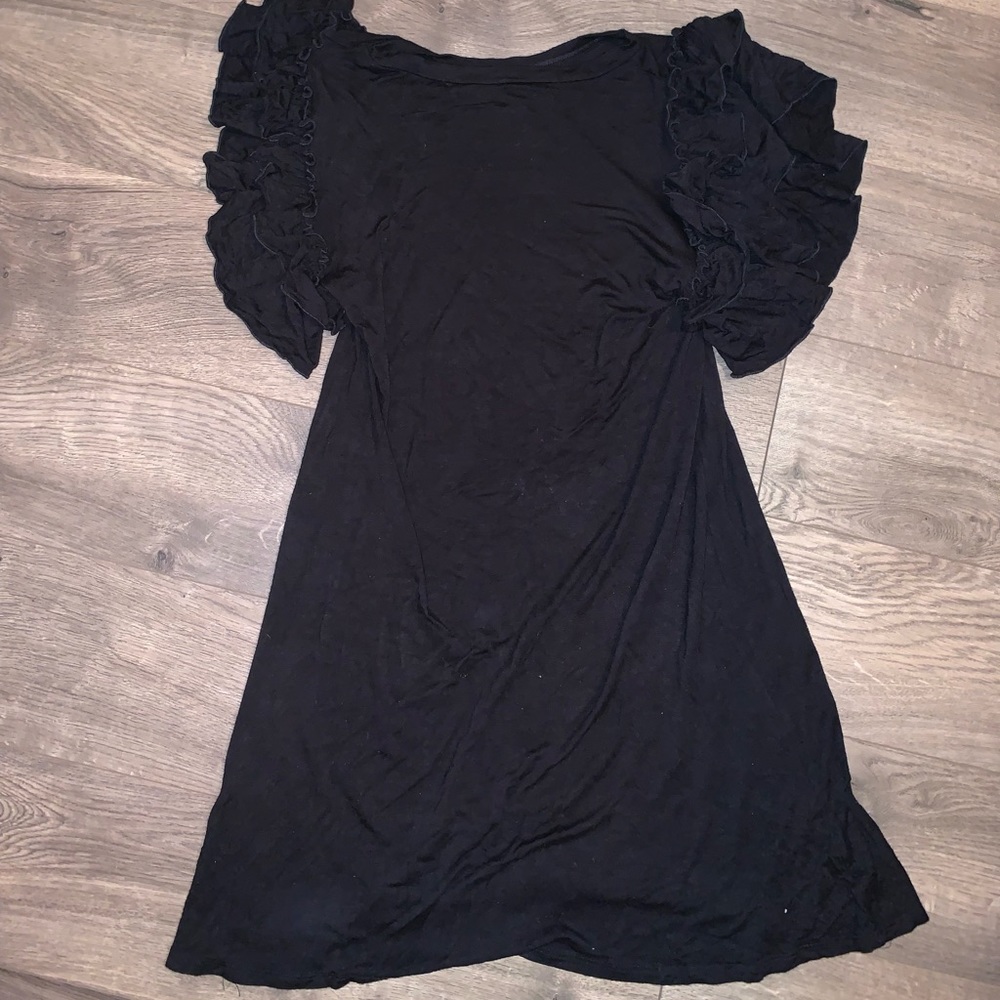 Francescas black ruffled casual dress